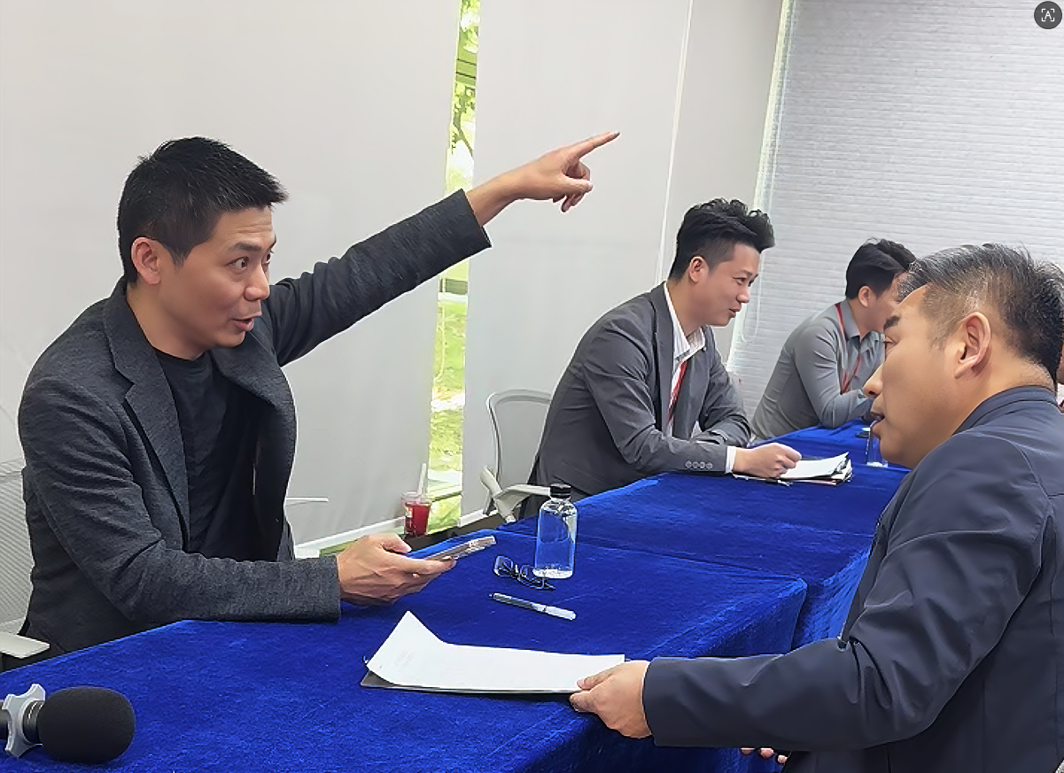 近日一次线上交流会,有人提出,2026年有的企业想翻身还有机会吗?响课科技创始人二师兄给出了肯定的答案,就是干GEO!