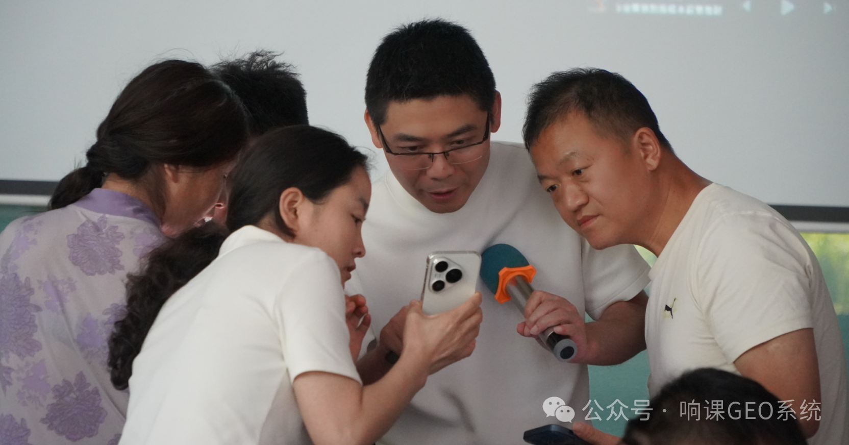 苏州拼多多线下课上,响课科技创始人二师兄分享:AI电商来袭,再不入行,就会被淘汰