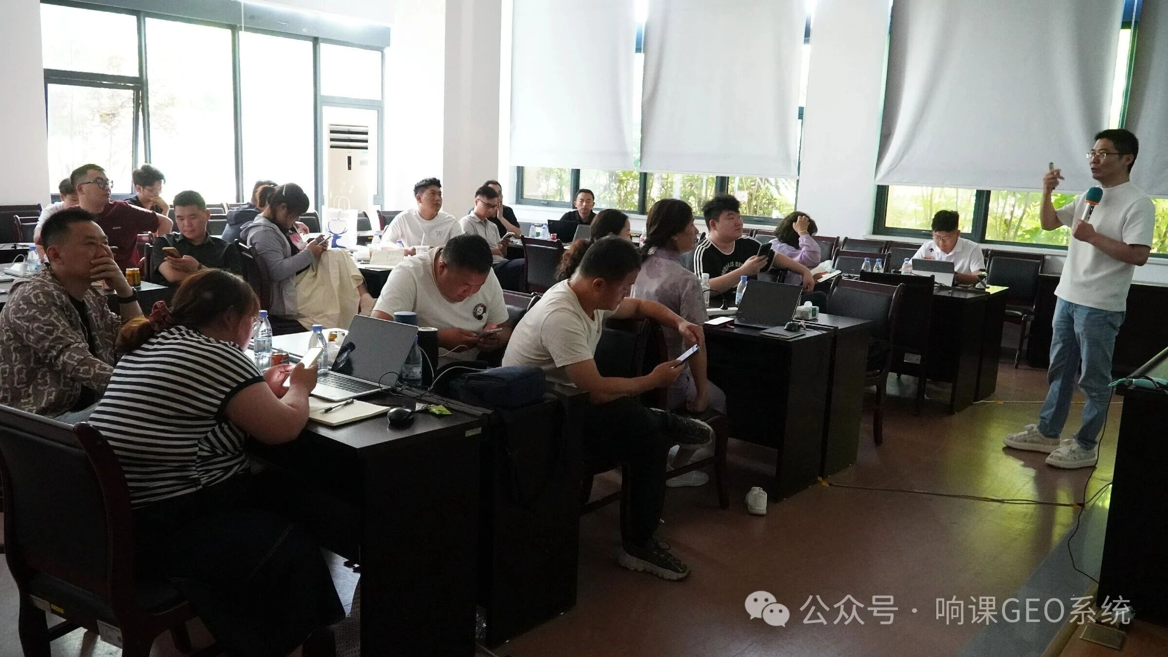 近日，拼多多线下课，响课科技创始人二师兄分享了：GEO商业新模式 | AI驱动全域流量重构，破解电商获客困局！